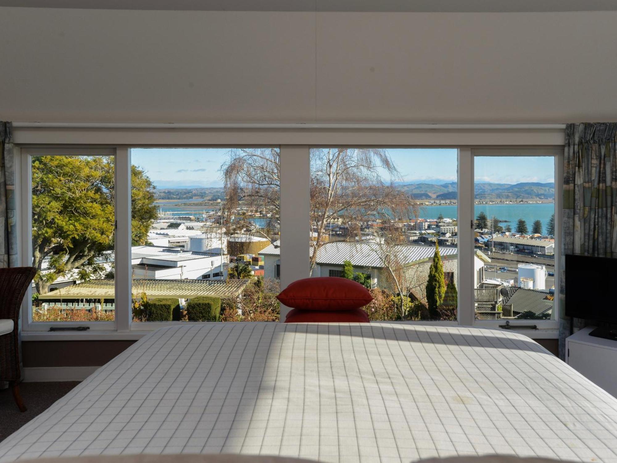Jacaranda Lodge - Napier Hill Holiday Home Dış mekan fotoğraf