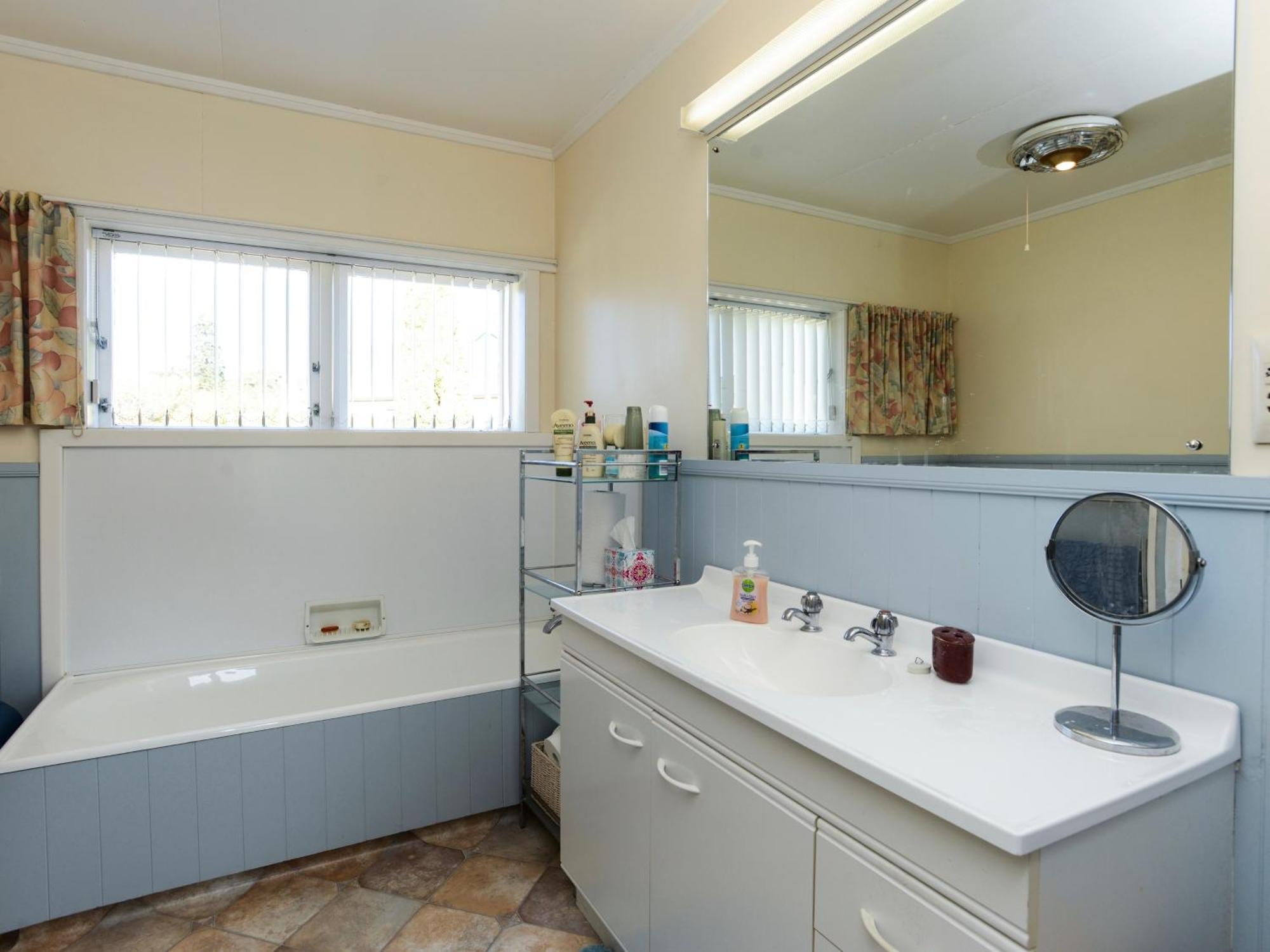 Jacaranda Lodge - Napier Hill Holiday Home Dış mekan fotoğraf