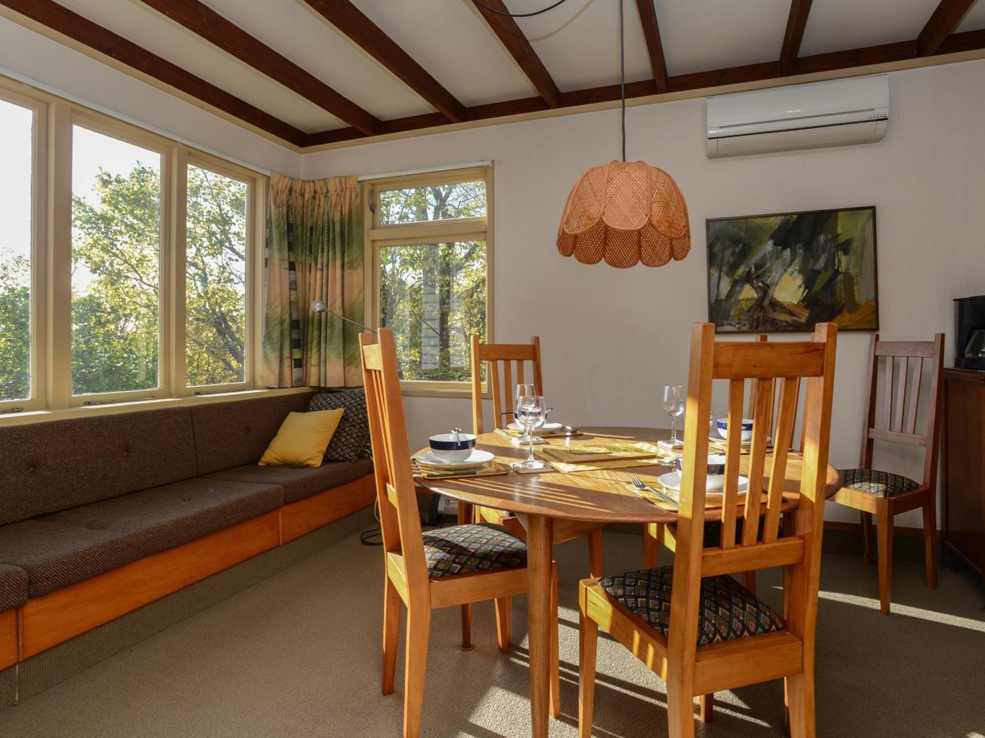 Jacaranda Lodge - Napier Hill Holiday Home Dış mekan fotoğraf